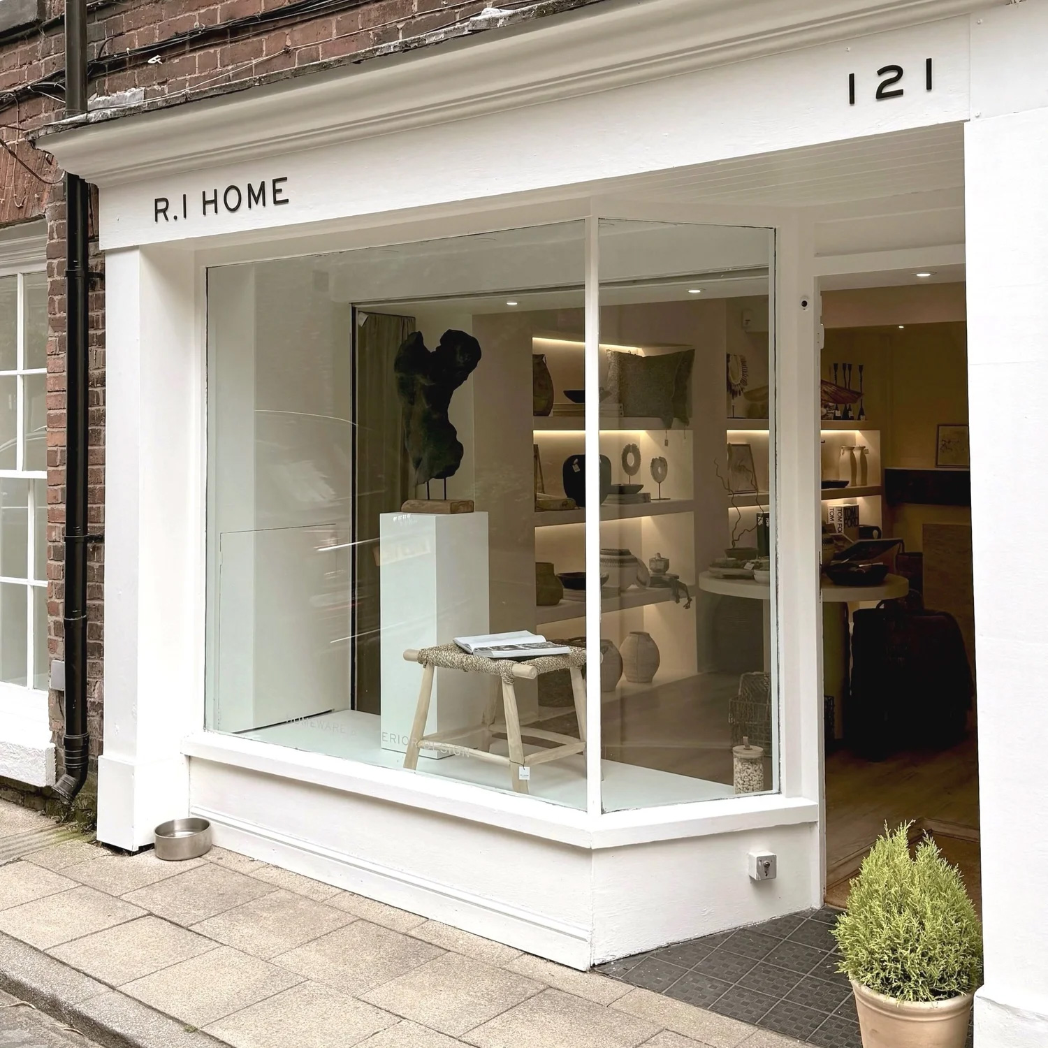 RI Home Knutsford